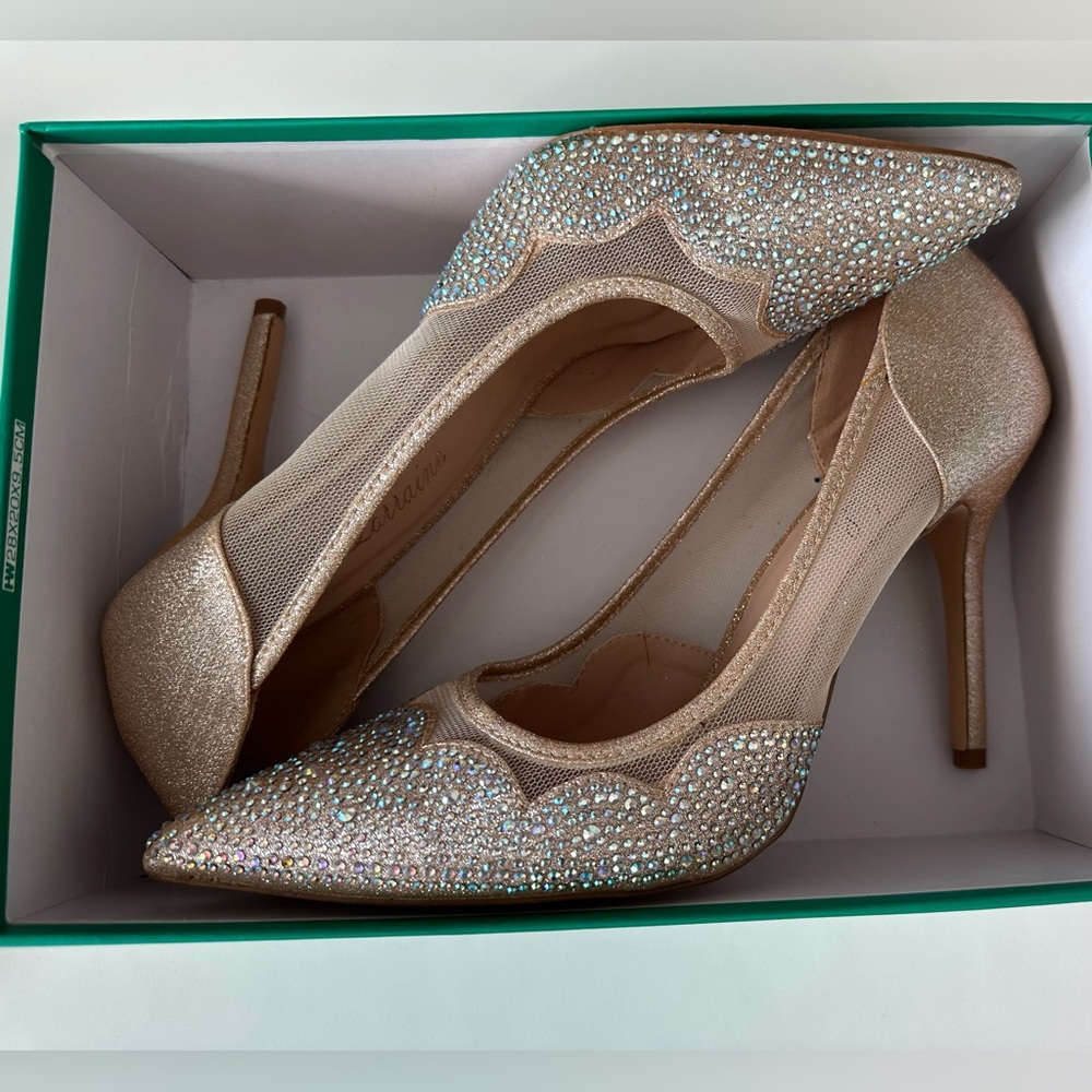 NWT + Box | Lauren Lorraine Elaine Embellished Pump | Nude | 11M